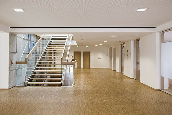 Bayerische Staatsforsten Zentrale in Regensburg - Zugang zum vierten Stock